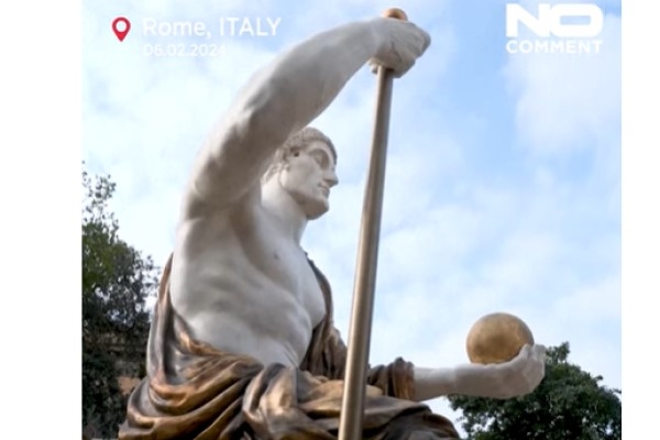 VIDEO: Romā jauns tūrisma objekts – imperatora Konstantīna statuja