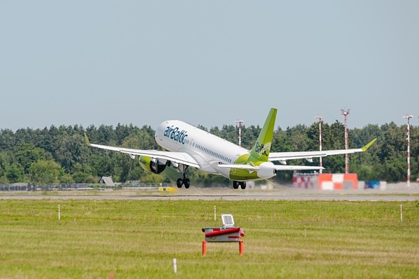 airBaltic's Strong Start to Summer, 11% More Passe