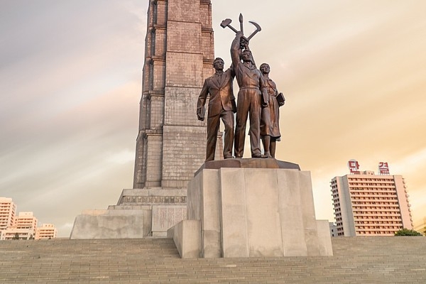 Ziemeļkorejā ar Krievijas kapitāla līdzdalību atklās iespaidīgu kūrortu «Wonsan Kalma»
