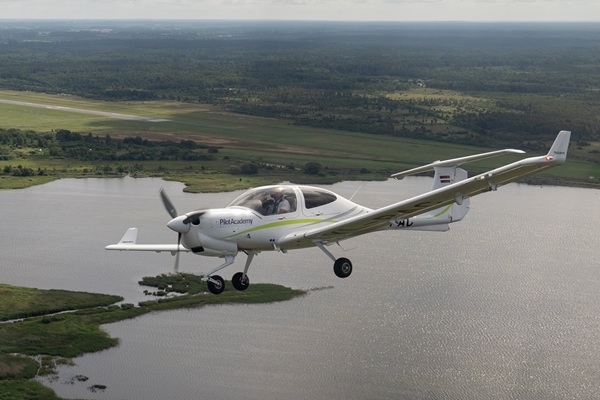 «airBaltic» un Pilotu akadēmija piedalīsies Kauņas