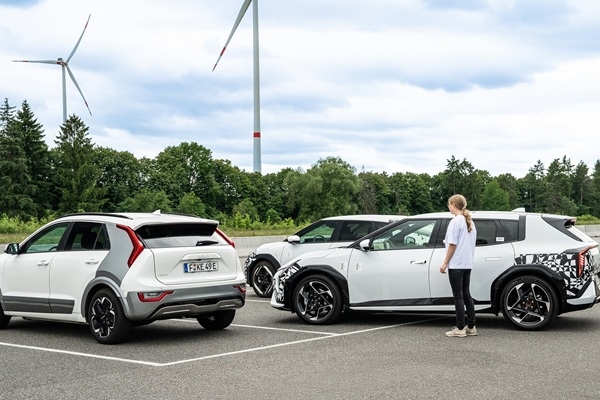 Jaunā Kia EV4: nepārspējama drošība un ērtības jau
