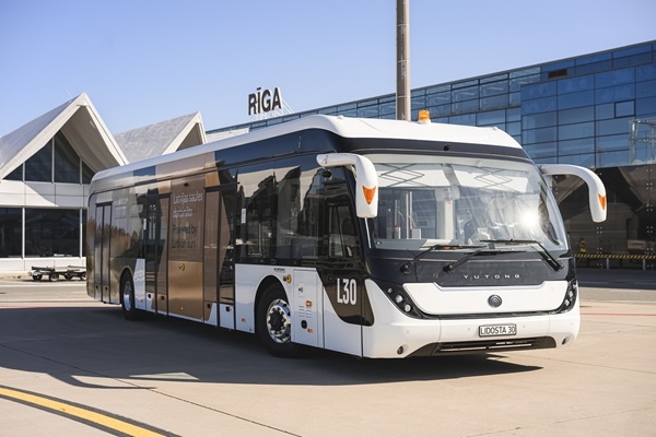 No saules parkiem līdz elektroautobusiem – RIX Rīg