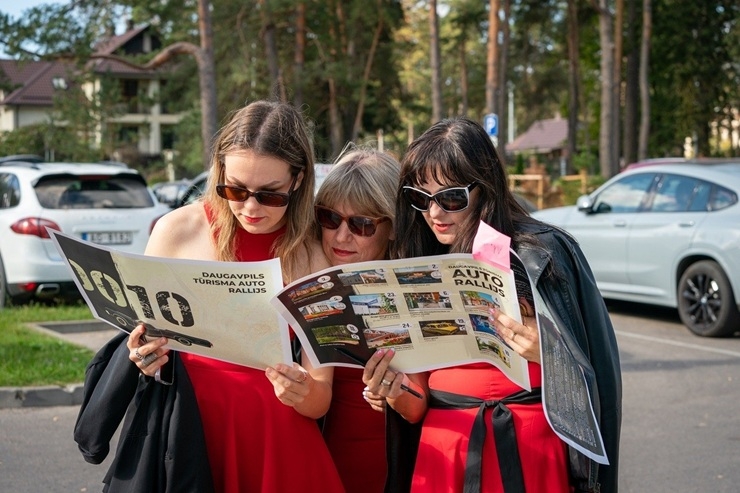 Izbrauc Daugavpils 750. dzimšanas dienas tūrisma r