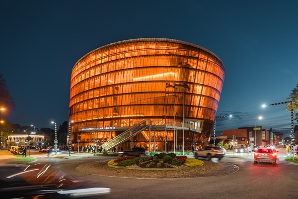Liepājas koncertzāles desmitgades svinību kulmināc