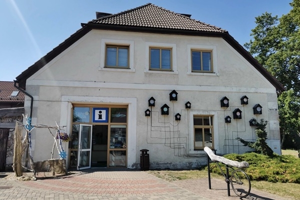 3. novembris vēsturē: Dibināts pirmais tūrisma inf