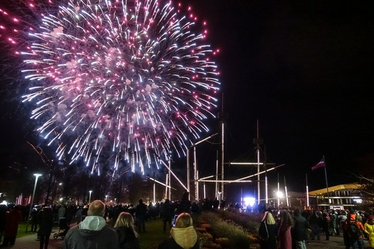 Valsts svētku pasākumi Ventspilī – arī uguņošana 1