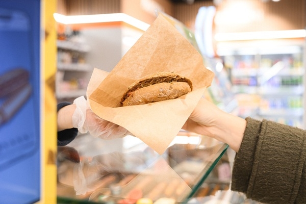 Uztura speciāliste Lizete Puga: uzkodas pa ceļam n