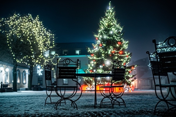 Ventspils iemirdzas Ziemassvētkos: brīnumu un noti