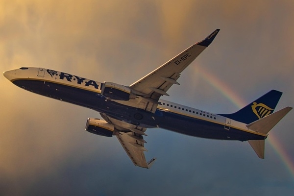 Ko pasažieri nedrīkst ienest «Ryanair» lidmašīnā