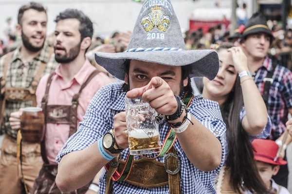 Oktoberfest 2025 tuvojas: Par noteikumu neievēroša