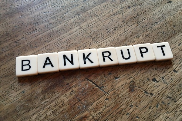 Islandes lidsabiedrība paziņo par bankrotu; ietekm