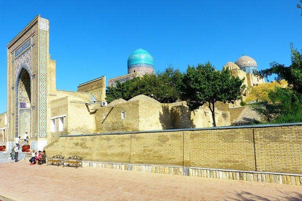 Uzbekistānas viesmīlības nozare uz viļņa: Straujš 