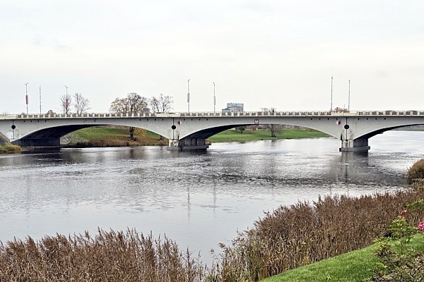 16. novembris vēsturē: Jelgavā pēc rekonstrukcijas