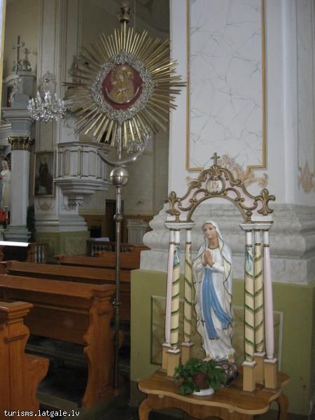 Landskoronas Vissvētās Trīsvienības katoļu baznīca