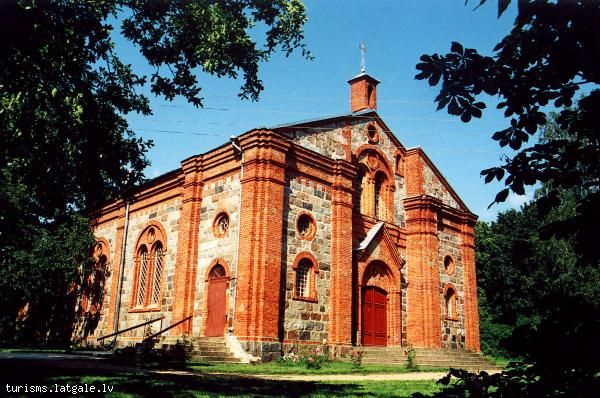 Raipoles katoļu baznīca