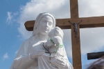15.augusts vēsturē: Lietuvā svin Vissvētākās Jaunavas Marijas Debesīs uzņemšanas dienu