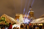 Rīgā iedegta galvenā Ziemassvētku egle un sācies svētku gaidīšanas laiks