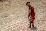 Itālijas likumsargi aiztur gladiatoru – izspiedēju bandu